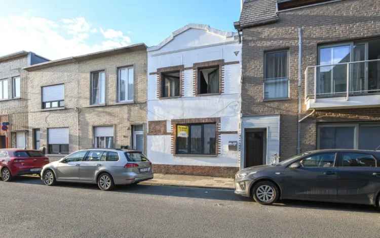 Woning te koop in Blankenberge met twee slaapkamers en gezellige koer