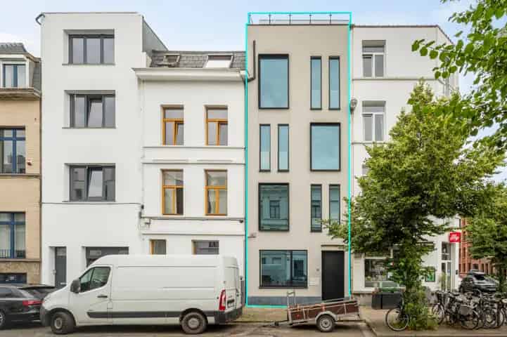 Huis te Koop Antwerpen Zuid: Dakterras Parking Lift