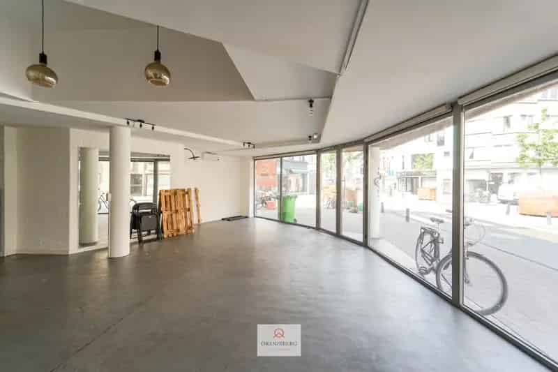 Handelspand te Huur Gent 100m² Dampoort