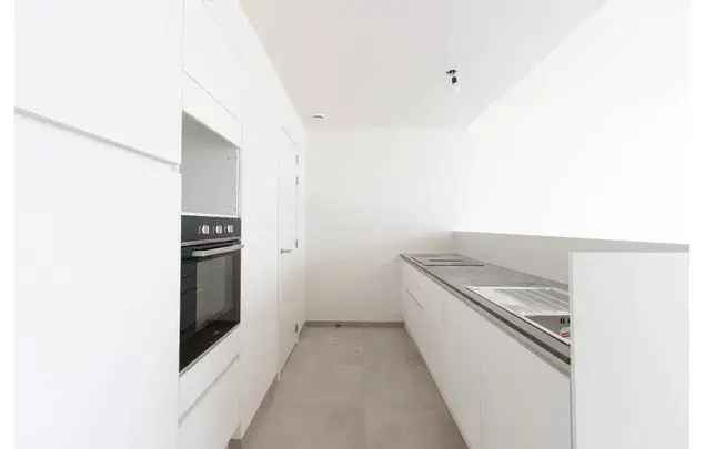 Huur 2 slaapkamer appartement van 101 m² in Ghent