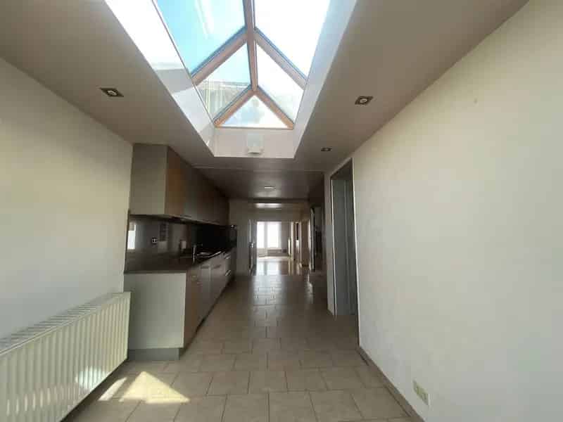 Huis 4 slaapkamers 2 badkamers garage tuin