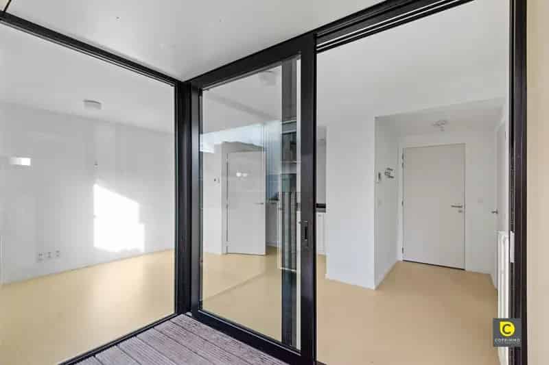 Appartement te huur Linkeroever: 1 slaapkamer, terras, moderne keuken