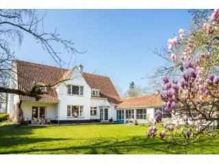 Villa te renoveren Kortrijk 1685m² 4 slaapkamers