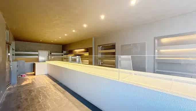 Handelspand te huur Poperinge 243m²
