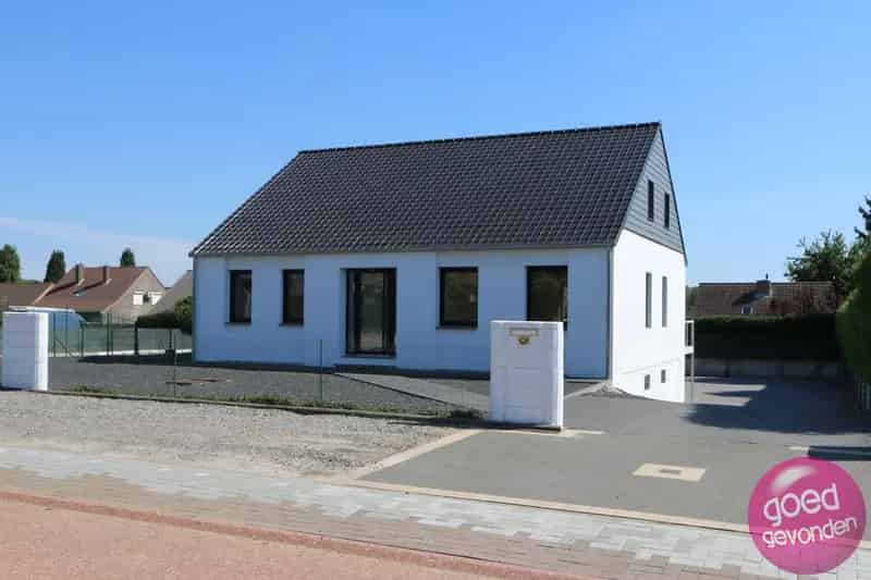 WONING - WERKPLAATS - 4 SLK - 2 GARAGES - TERRAS - TUIN