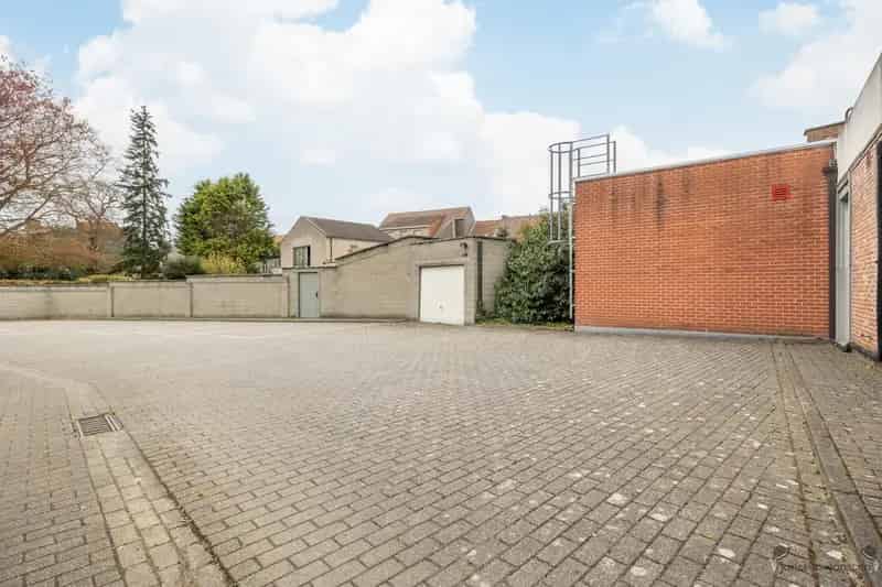 Commercieel Pand te Huur Hamme 637m²