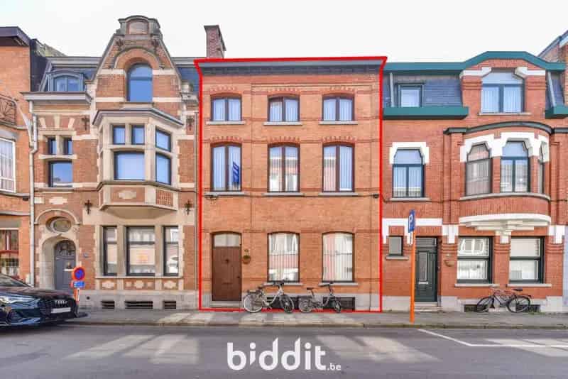 Ruime Herenwoning te Vilvoorde Centrum 196m2
