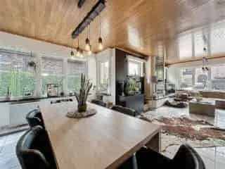 Huis te koop Sint Niklaas 4 slaapkamers grote tuin