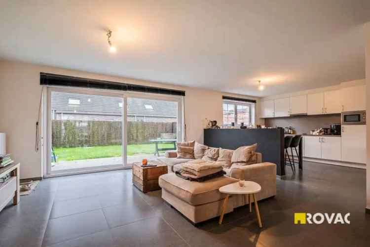 Zeer ruime woning 4 slaapkamers garage tuin