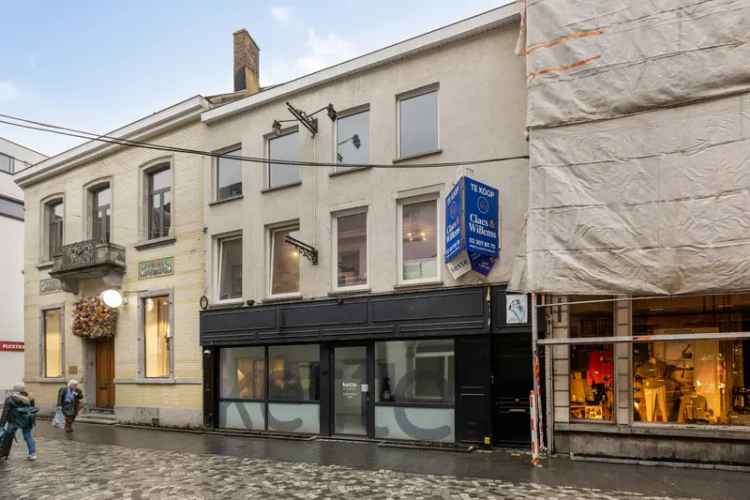 Te koop appartement gerenoveerd in het centrum van Halle