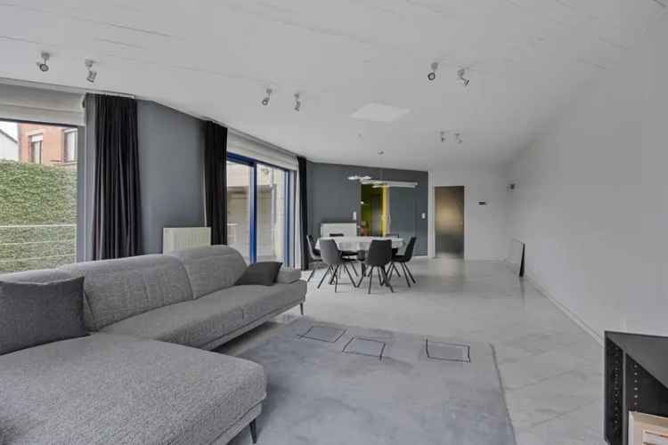 Ruime gezinswoning 3 slaapkamers groot perceel