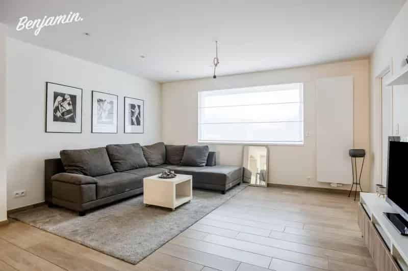 Gerenoveerde Halfopen Woning 3 Slaapkamers Zonnige Tuin Gullegem