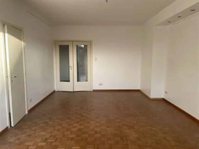 Appartement Gent: 3 slaapkamers, gerenoveerd, nabij Coupure