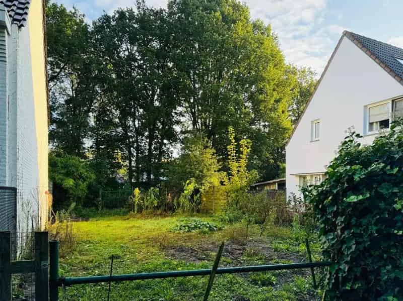Bouwgrond Halfopen Woning Rustig Groen