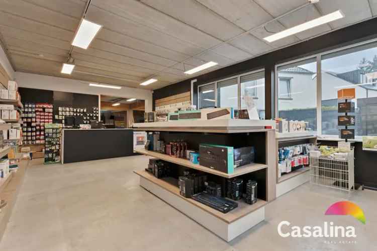 CASALINA Real Estate- Commercieel gelijkvloers van +/- 385m²