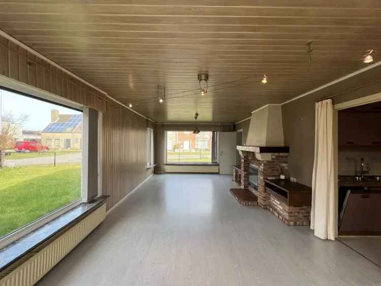 Huis te huur Sint-Michiels: 3 slaapkamers, garage en tuin