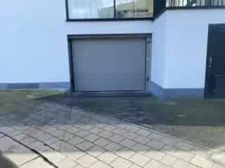 Parking te koop Waregem - Stadhuis - 3 staanplaatsen beschikbaar