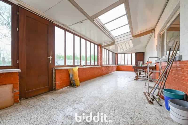 TE RENOVEREN WONING MET POTENTIEEL