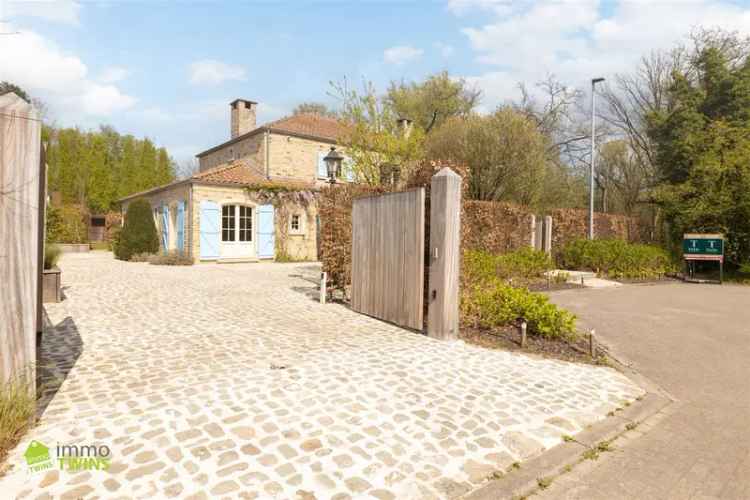 Luxe Villa te Keerbergen met Praktijkruimte en Zwembad