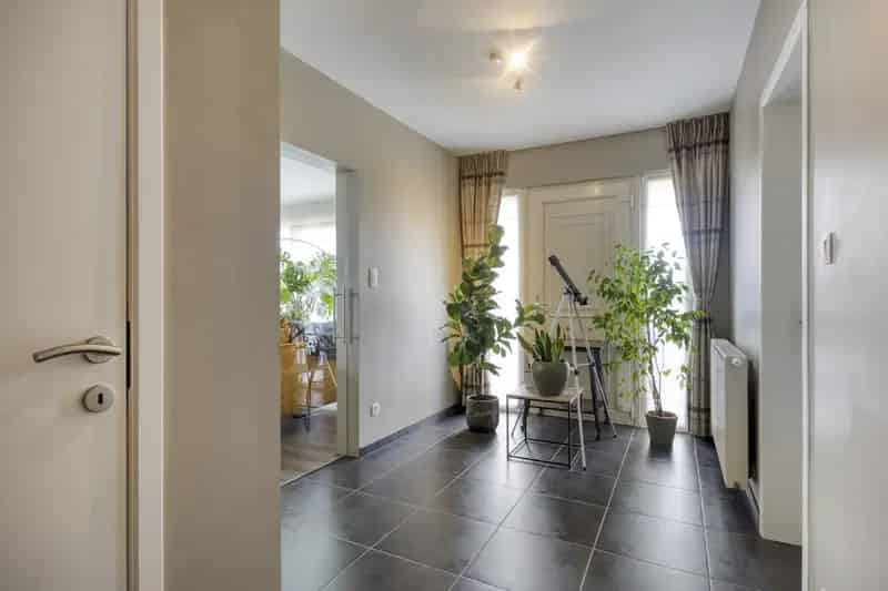 Gerenoveerde woning met loodsen te Herk-de-Stad