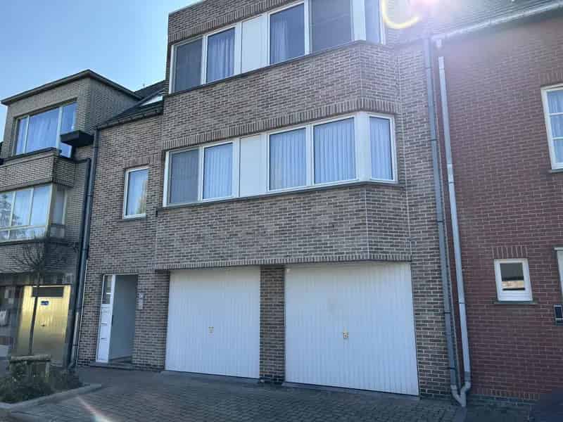 Aalst - Charmant appartement met 2 slaapkamers en garage