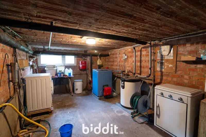 Gelijkvloerse Open Bebouwing Hasselt 4 slaapkamers Ruime Tuin
