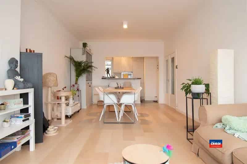 Gelijkvloersappartement 1 slaapkamer Wilrijk grote tuin
