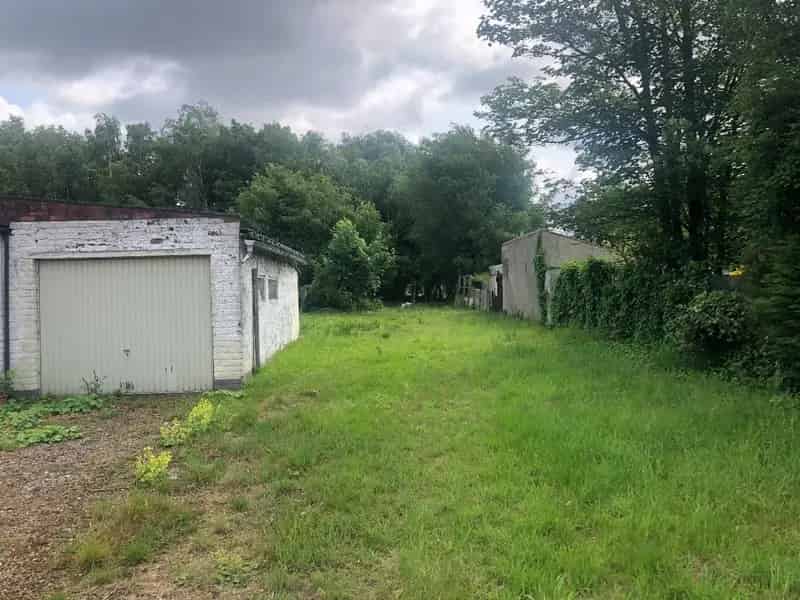 Bouwgrond – 6a 20ca in Residentiële Ligging