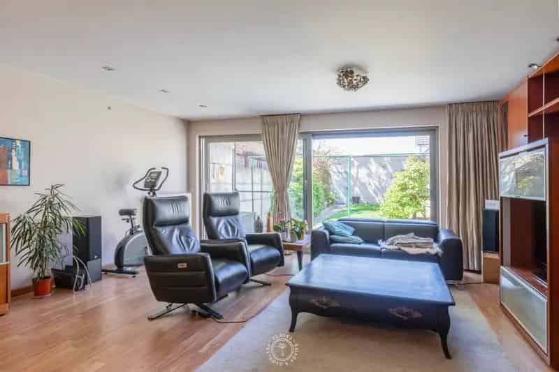 Appartement te huur 3 slaapkamers tuin garage