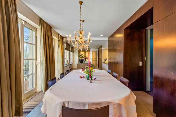 Villa Met Extra Grond Toplocatie Schilde
