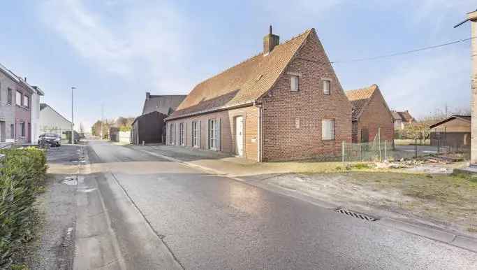 Bouwgrond te koop in Waregem met mogelijkheden voor woningen