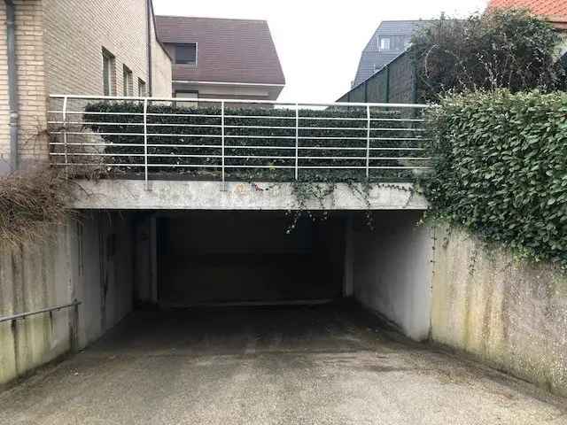 Garagebox te Koop nabij Zeedijk