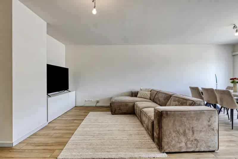 Gerenoveerd 2-slaapkamerappartement Wommelgem