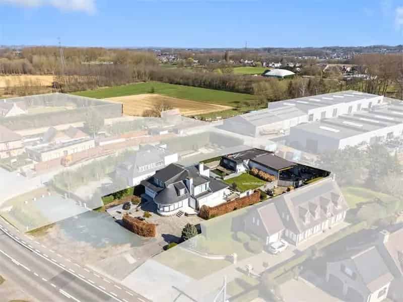 Handelspand Ninove: Villa met Kantoor en Loods