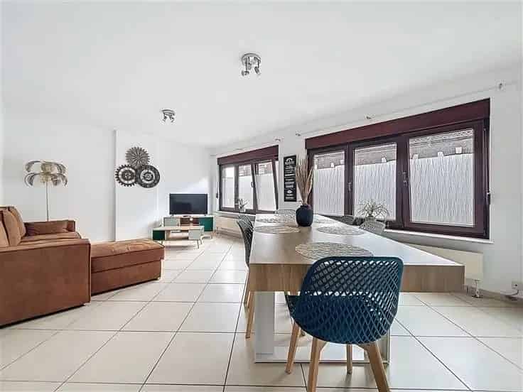 Huis Te Koop Dampremy 3 garages