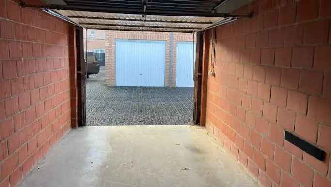 Garagebox te koop in René Sabbestraat 12, Waregem - Dewaele