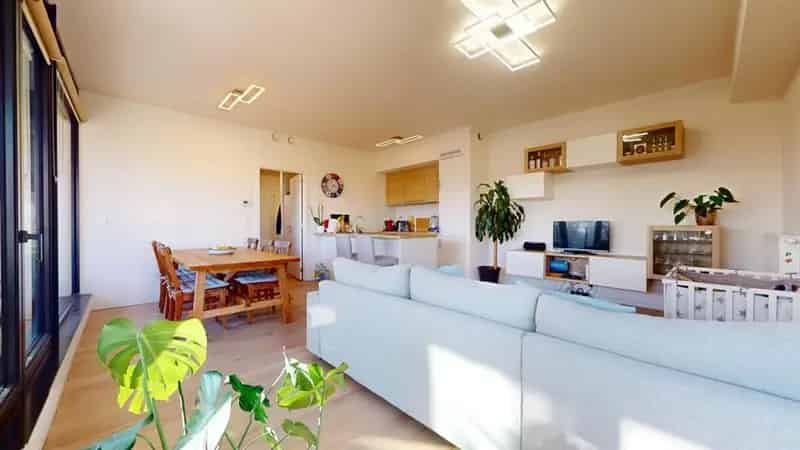 Appartement te Schaerbeek Nabij Woluwe-Saint-Lambert