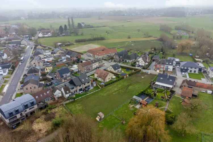 Ruime bouwgrond van 2184 m² in een rustige omgeving te Nieuwerkerken