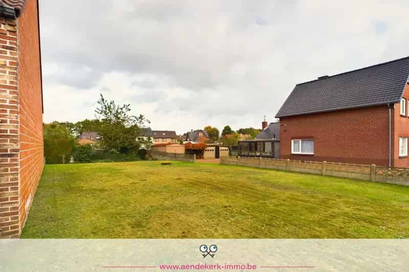 Bouwgrond Halfvrijstaande Woning Tuin Neeroeteren