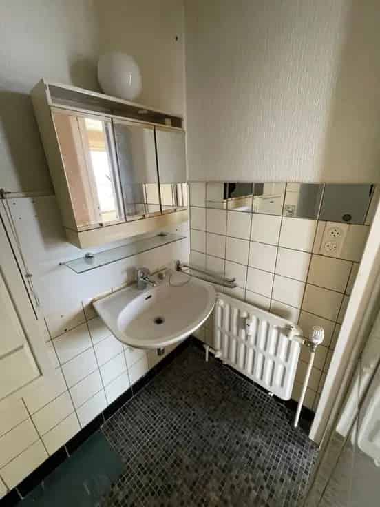 Appartement Te Koop: Eenkamerappartement met Terras en Panoramisch Uitzicht