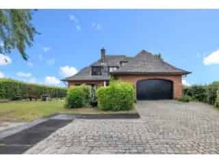 Villa te koop Lennik 5 slaapkamers grote tuin