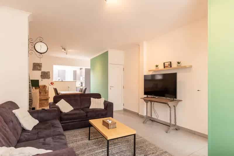 Rijwoning te koop: 4 slaapkamers, terras en kelder