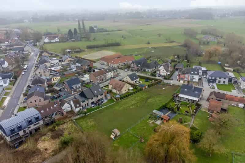 Bouwgrond 2184m² te Nieuwerkerken - Rustige ligging
