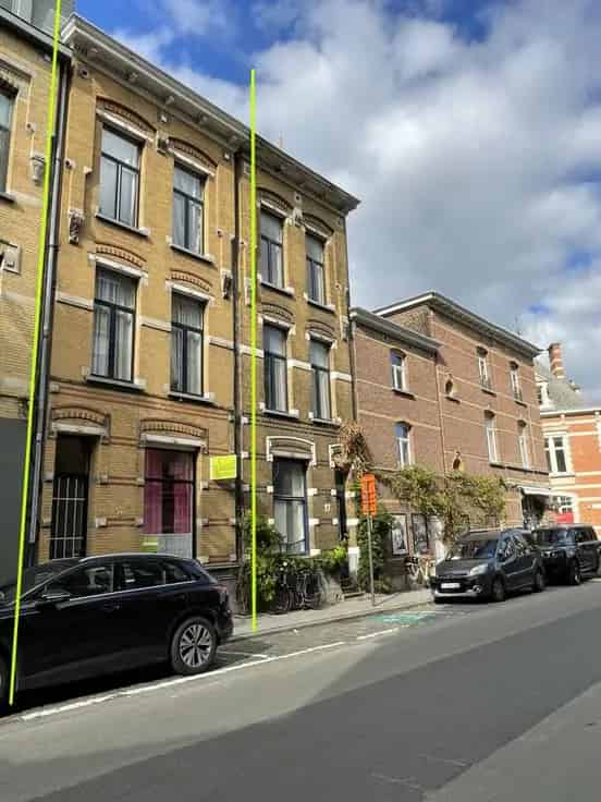 Huis Te Koop Antwerpen: Ruime Burgerwoning met Diverse Mogelijkheden