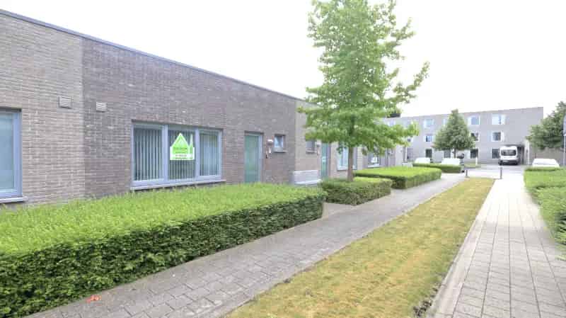 Appartement te koop Gits: 1 slaapkamer, terras, rustig gelegen