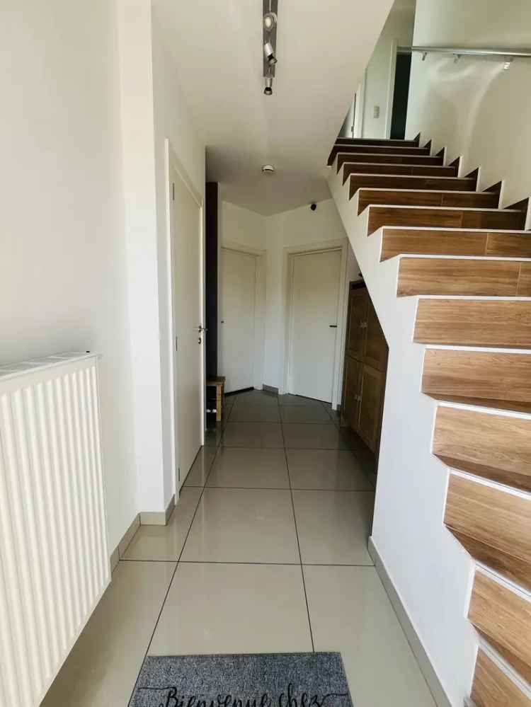 Huis te koop Roosdaal 2 slaapkamers tuin garage zonnepanelen