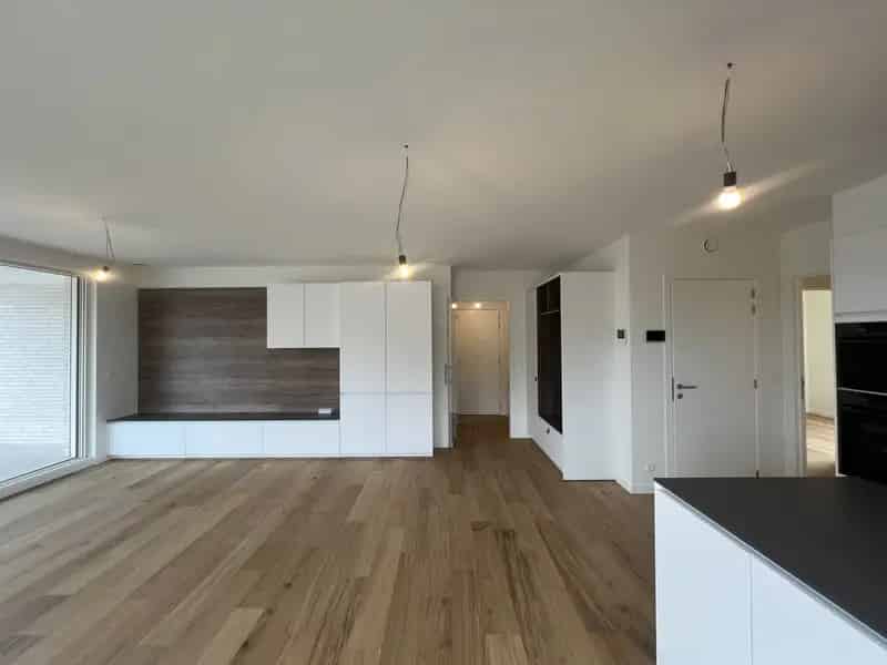 Nieuwbouwappartement te huur met autostaanplaats
