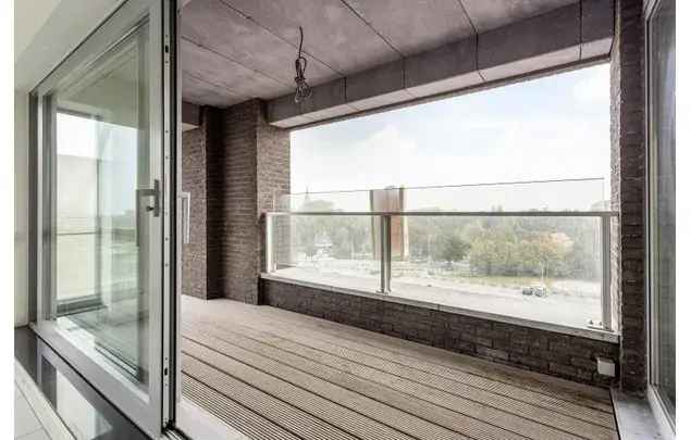 Huur 2 slaapkamer appartement van 97 m² in Bruges