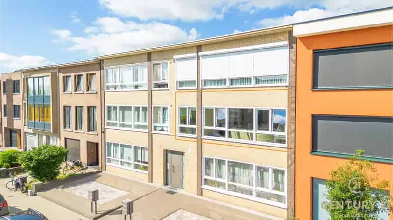Appartement te koop Turnhout: 2 slaapkamers, balkon en tuin