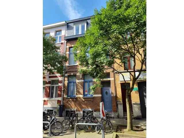 Te koop appartement in Van Halmalestraat 20 met 1 slaapkamer